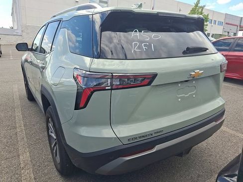 Used 2025 Chevrolet Equinox LT w/ Convenience Package II AWD/4WD image 7