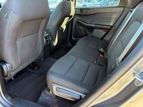 Used 2025 Ford Escape Active w/ Cold Weather Package image 10