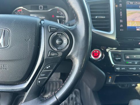 Certified 2019 Honda Ridgeline Black Edition image 20