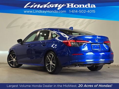 Used 2024 Honda Civic Touring image 4