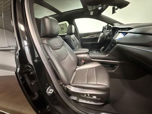 Used 2024 Cadillac XT5 Sportv image 13