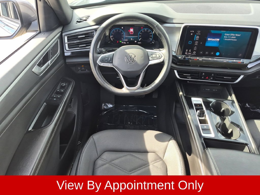 Used 2025 Volkswagen Atlas Cross Sport SE FWD image 24