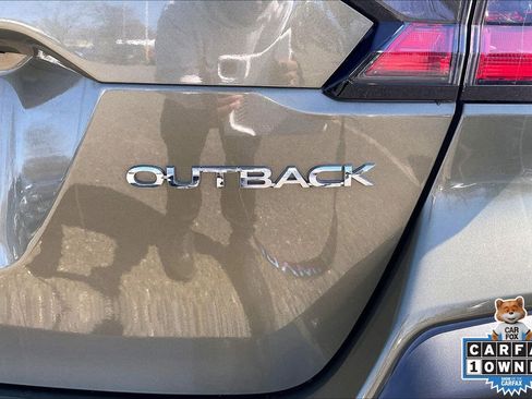 Used 2023 Subaru Outback Limited image 11