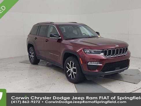 Used 2023 Jeep Grand Cherokee Limited image 3