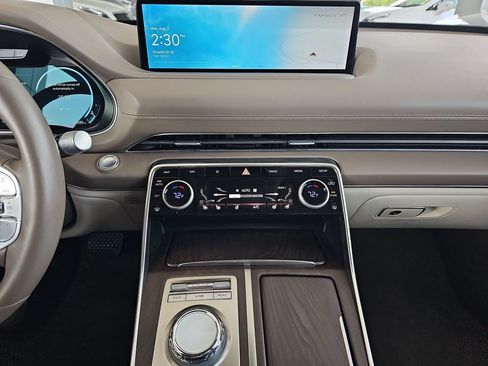 Used 2023 Genesis GV80 2.5T w/ Prestige Package AWD/4WD image 25