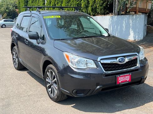 Used 2014 Subaru Forester 2.5i w/ Popular Package #1 AWD/4WD image 2
