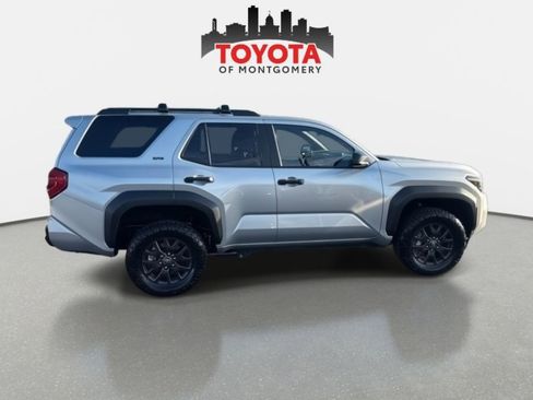 Used 2025 Toyota 4Runner SR5 image 7