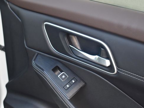 Used 2023 Nissan Rogue Platinum w/ Platinum Premium Package AWD/4WD image 69