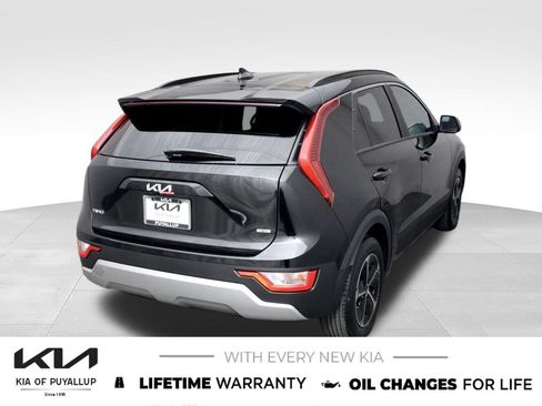 New 2026 Kia Niro LX FWD image 5