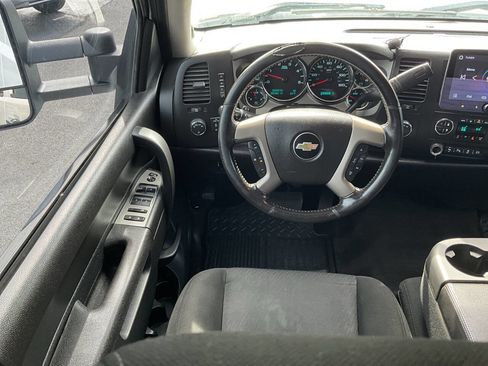 Used 2012 Chevrolet Silverado 2500 LT w/ Custom Sport Truck Package AWD/4WD image 28
