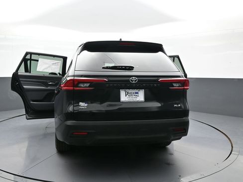 Certified 2025 Toyota Grand Highlander AWD image 49
