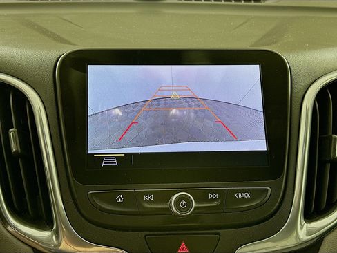 Used 2019 Chevrolet Equinox LT image 22