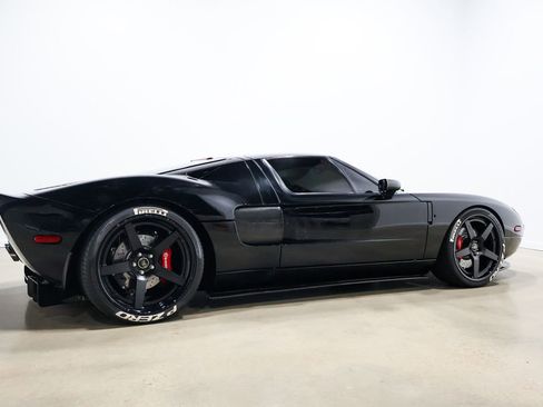 Used 2006 Ford GT RWD image 78