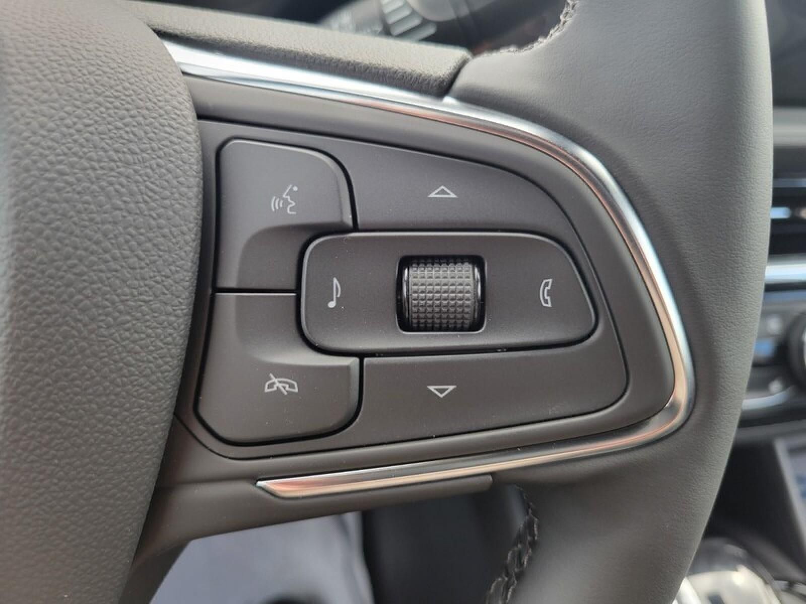 New 2026 Buick Envista Sport Touring w/ Convenience I Package FWD image 18