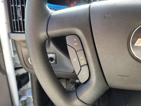 New 2025 Chevrolet Express 2500 w/ Driver Convenience Package image 27