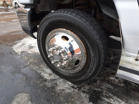 Used 2017 Ford E-350 and Econoline 350 Super Duty w/ Shuttle Bus Prep Package image 24