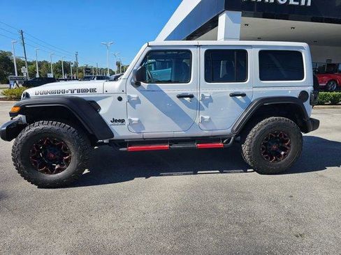Used 2023 Jeep Wrangler Unlimited Sport AWD/4WD image 2