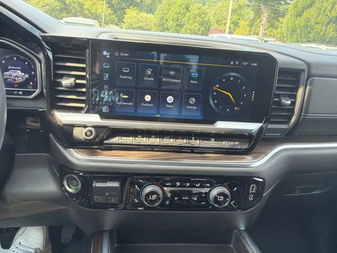 Used 2023 Chevrolet Silverado 1500 RST w/ Convenience Package II AWD/4WD image 11