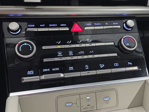 New 2026 Hyundai Santa Fe SE AWD/4WD image 18