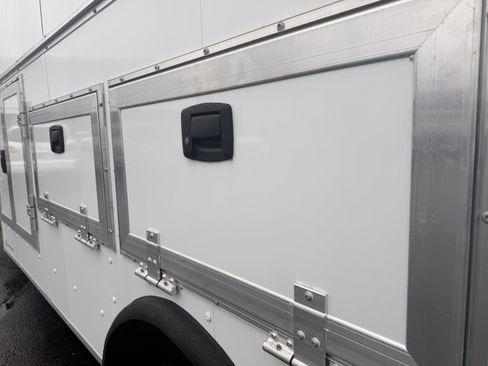 New 2025 Chevrolet Express 4500 w/ Power Convenience Package image 20