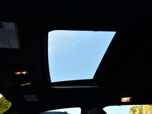 Used 2025 Toyota Sienna XSE image 67