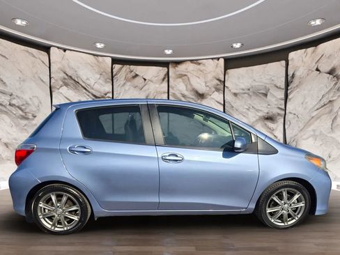 Used 2012 Toyota Yaris SE image 4