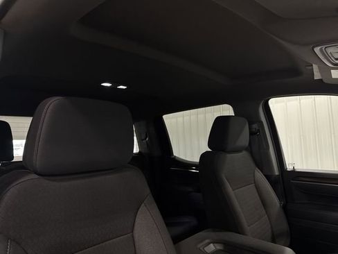 Used 2025 Chevrolet Silverado 1500 LT image 27