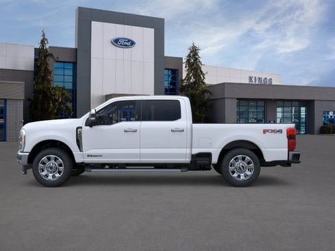 New 2025 Ford F350 Lariat w/ Chrome Package AWD/4WD image 3