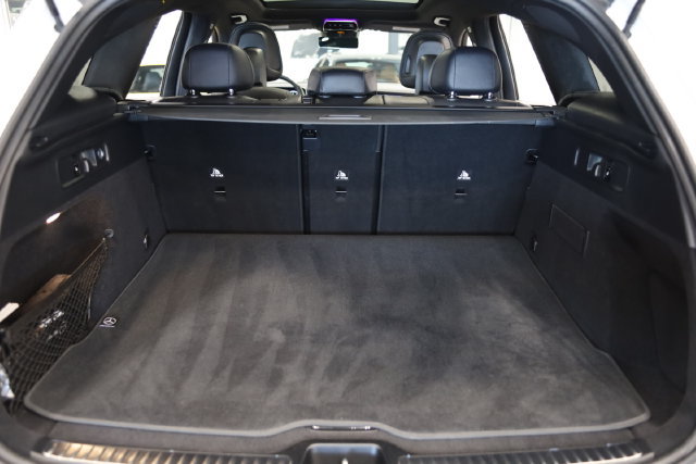 Used 2023 Mercedes-Benz GLC 300 4MATIC image 7