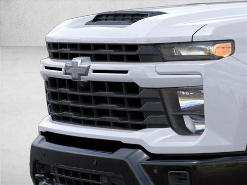 New 2026 Chevrolet Silverado 2500 Custom w/ Custom Value Package AWD/4WD image 13
