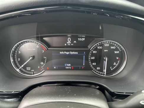 Certified 2024 Cadillac XT5 Premium Luxury image 28