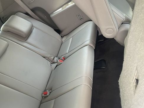 Used 2017 Toyota Highlander XLE FWD image 13
