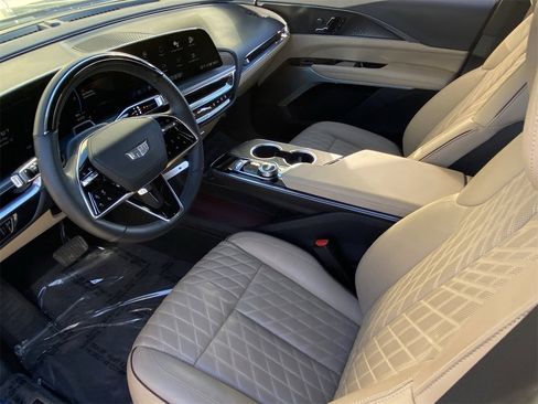 Certified 2024 Cadillac Lyriq Sport w/ Nappa Leather Package image 20