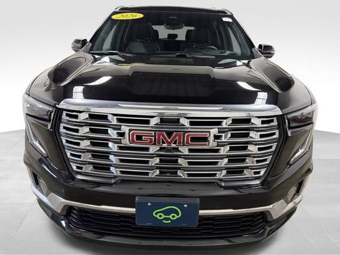 Used 2026 GMC Acadia Denali w/ LPO, Floor Liner Package AWD/4WD image 2