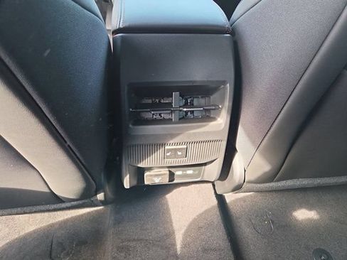 Used 2026 Jeep Cherokee Overland w/ Advanced Pro Tech Group AWD/4WD image 16
