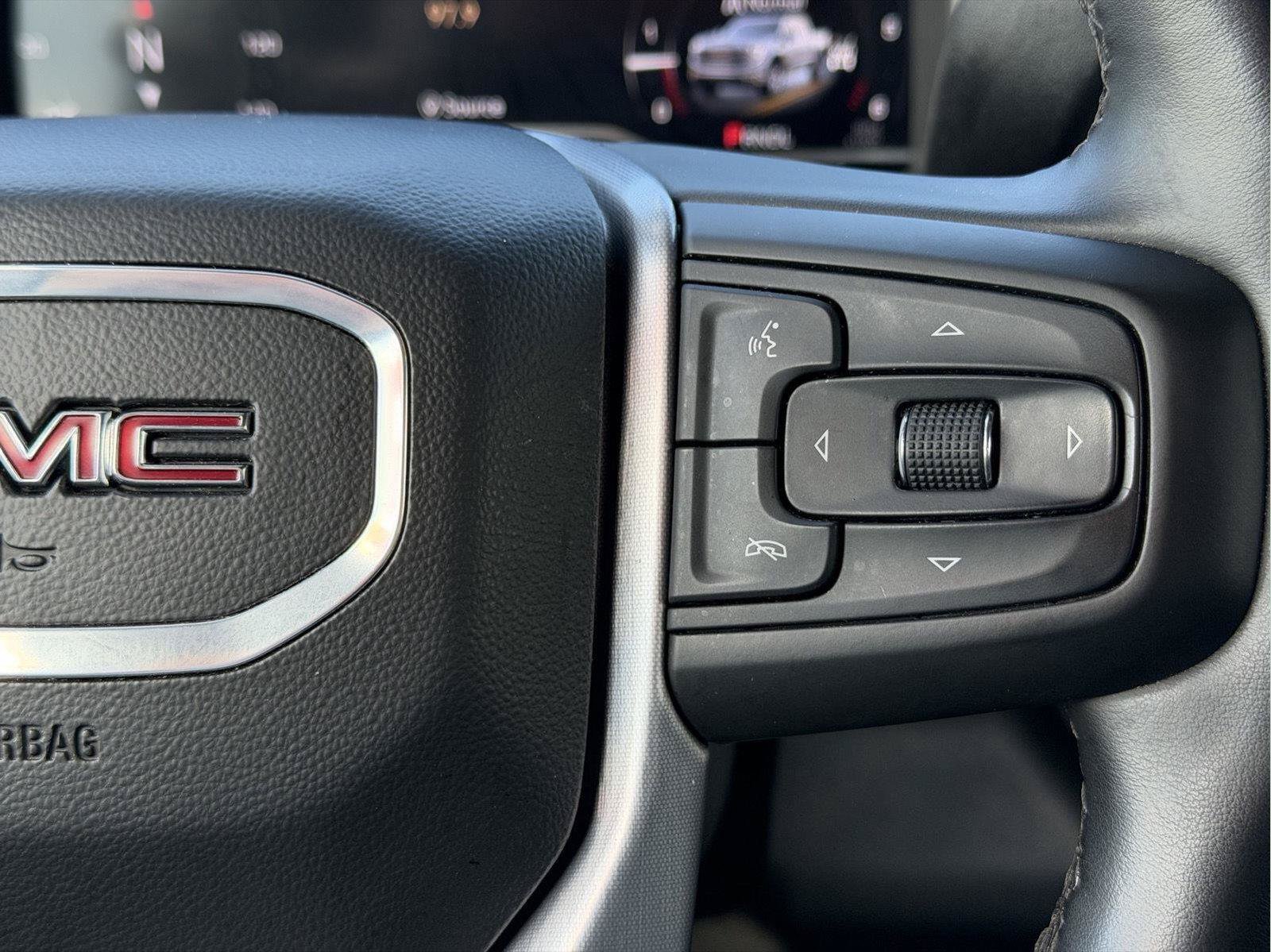 Used 2025 GMC Sierra 1500 SLT AWD/4WD image 15
