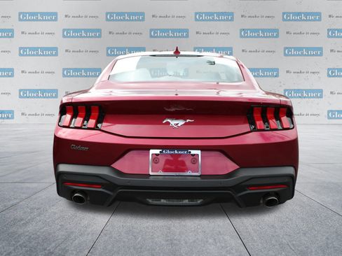 Used 2025 Ford Mustang Coupe image 8
