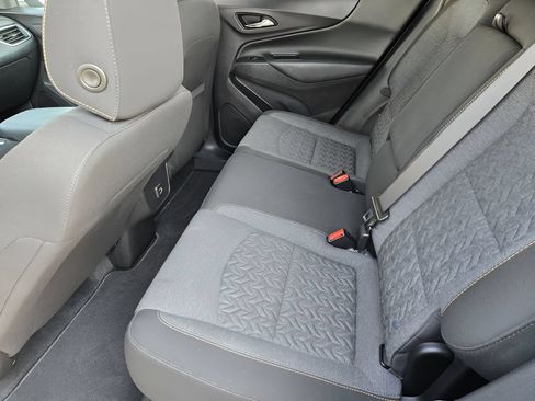 Used 2024 Chevrolet Equinox LT FWD image 30