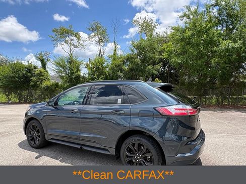 Used 2022 Ford Edge SE w/ Black Appearance Package AWD/4WD image 3