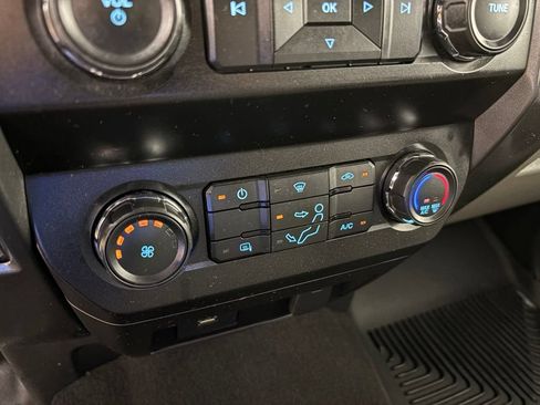 Used 2019 Ford F250 XLT AWD/4WD image 27