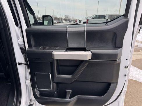 Used 2018 Ford F150 Lariat image 12