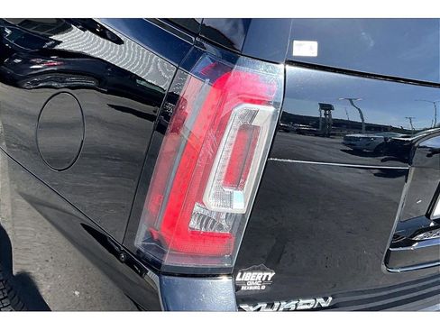 Used 2020 GMC Yukon SLT image 20