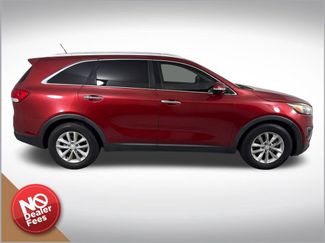 Used 2018 Kia Sorento FWD V6 video 2