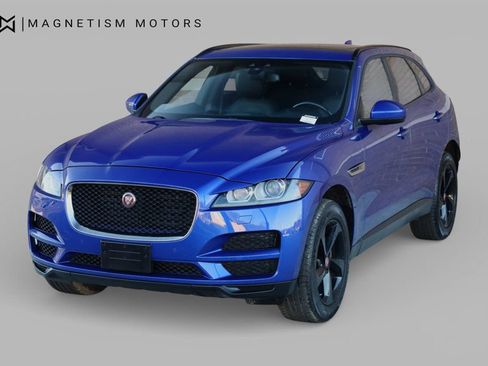 Used 2018 Jaguar F-PACE Premium image 6