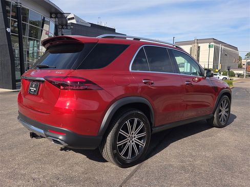 Certified 2025 Mercedes-Benz GLE 450e 4MATIC image 5