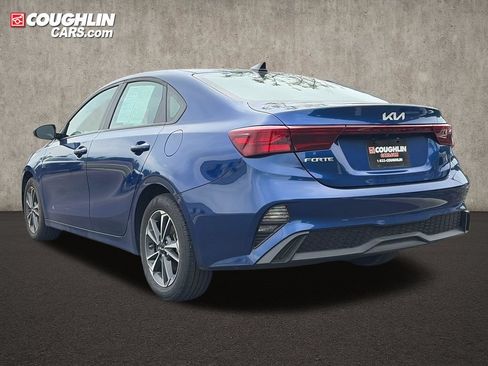 Used 2024 Kia Forte LXS FWD image 5