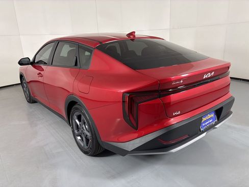 New 2026 Kia K4 FWD image 6