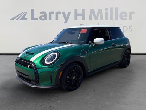 Used 2023 MINI Cooper SE FWD image 1