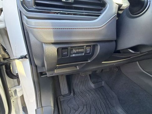 Used 2025 Subaru Forester Sport image 31