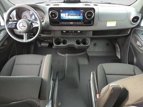 New 2026 Mercedes-Benz Sprinter 2500 image 14